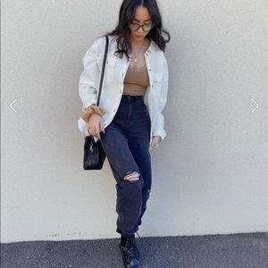 American Eagle Mom Jeans 14